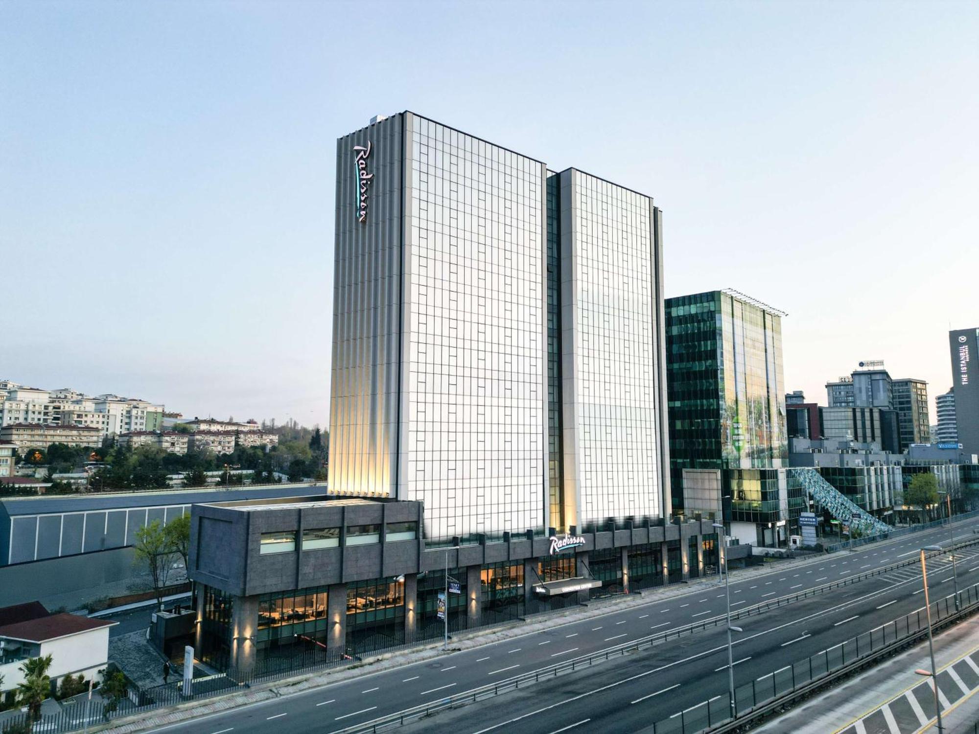 Radisson Hotel Istanbul Merter Eksteriør bilde